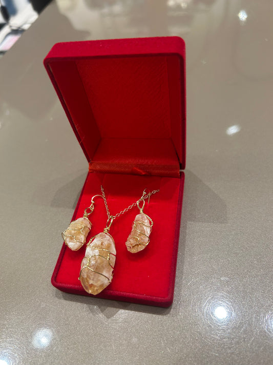 Naušnice u poklon kutiji